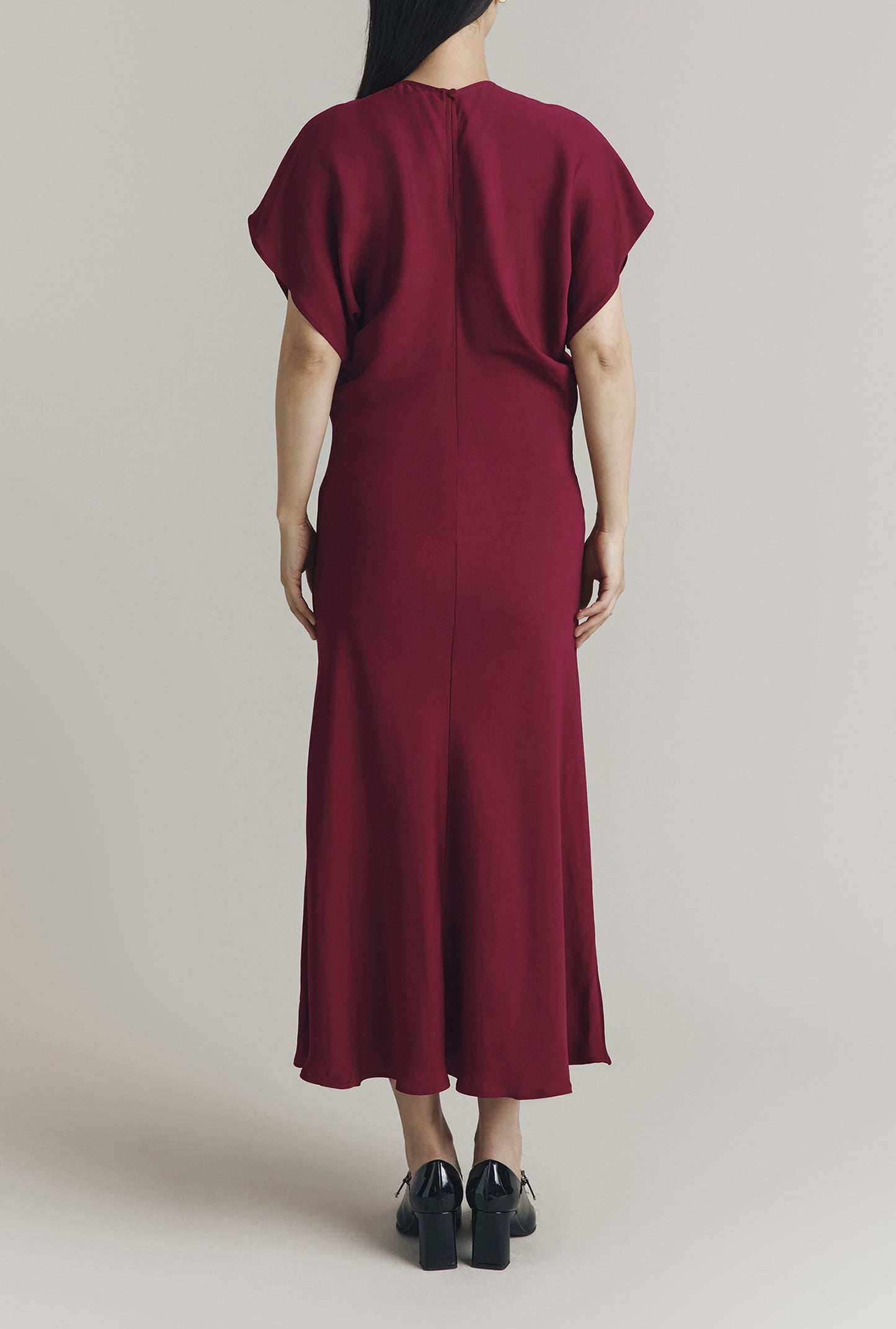 Dara Crepe Short Sleeve Midi Dress